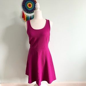 NEW Old Navy Berry Magenta Sleeveless Textured Dress Size Small